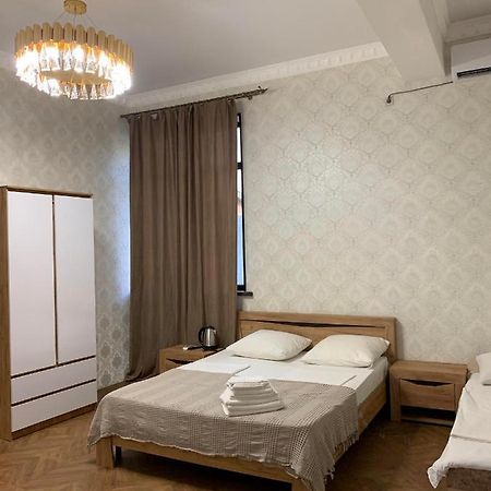 Mini Hotel Amra Pizunda Exterior foto